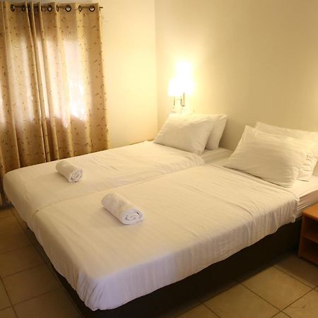 Eilot Kibbutz Country Lodging Eilat Zimmer foto